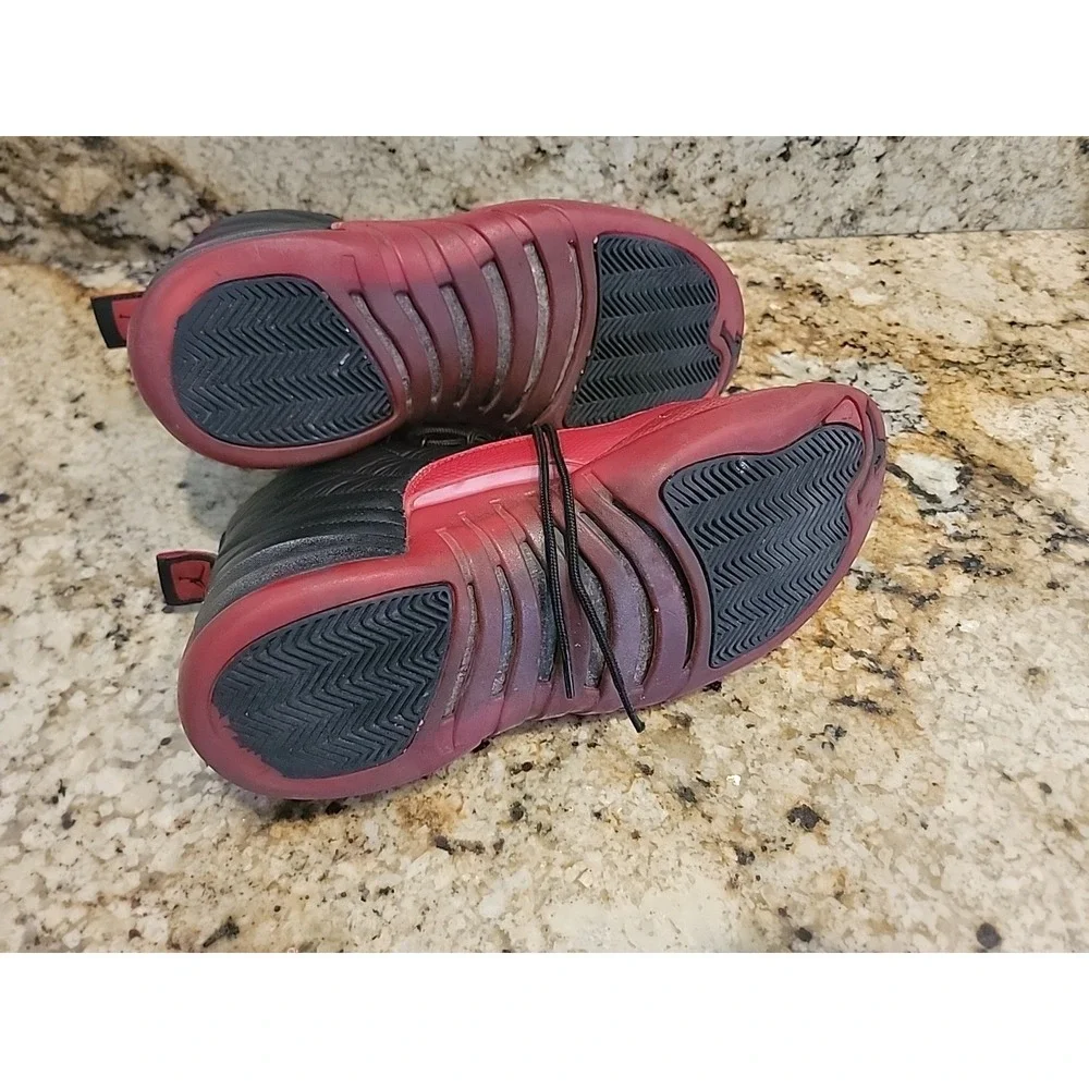 Nike Air Jordan 12 Retro 